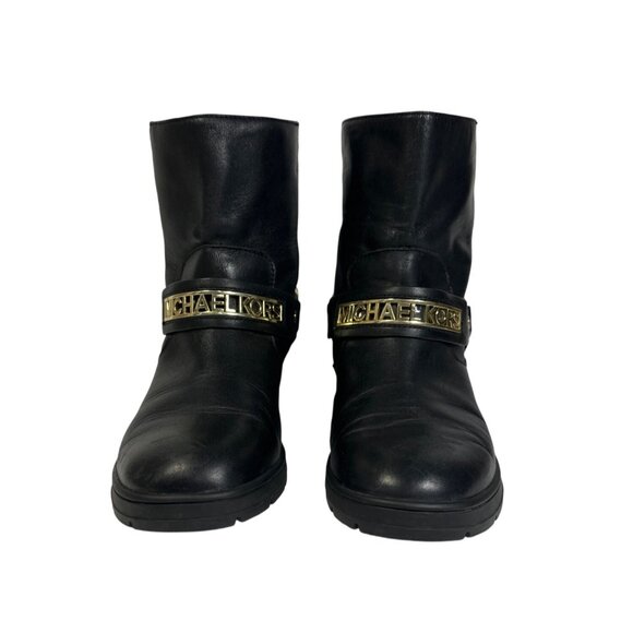 MICHAEL KORS ESSEX ICONIC BLACK GOLD LOGO MOTO BIKER BOOTS Size 7M - Picture 1 of 12